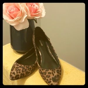 LOWEST PRICE ❤ EXPRESS leopard flats